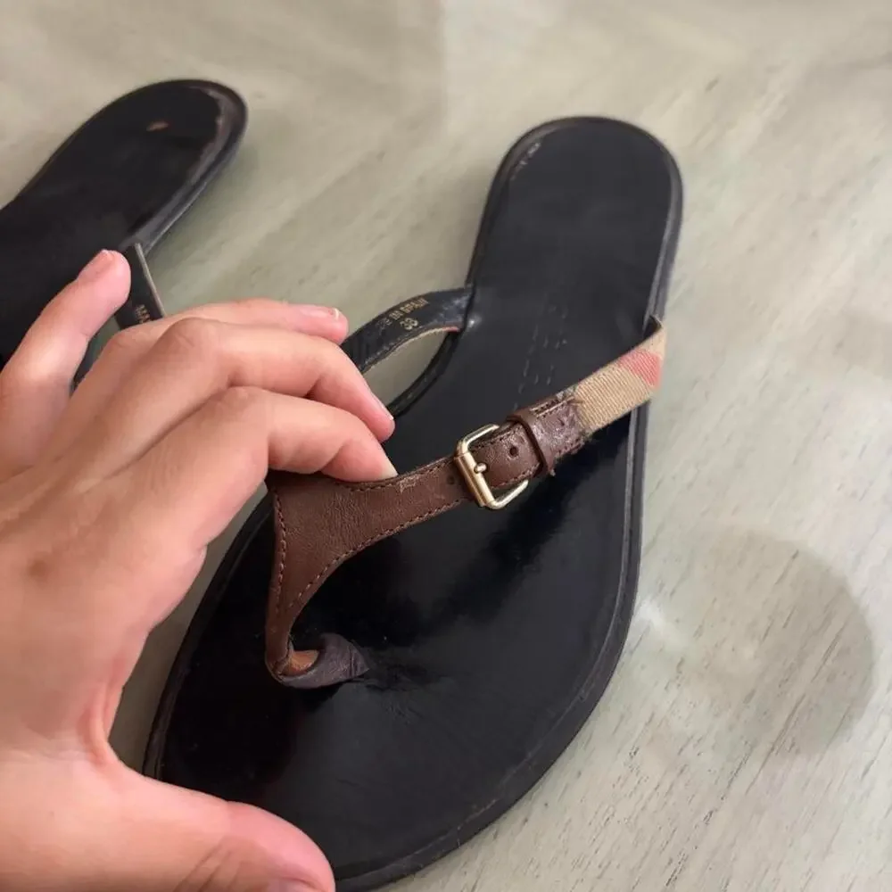 Burberry brown leather sandals with